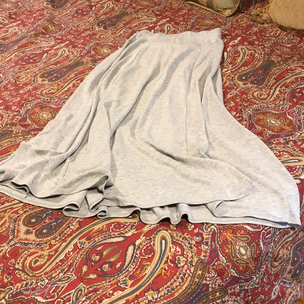 Full maxi skirt grey jersey knit Talbots